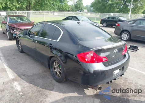 2013 Infiniti G37X z USA, uszkodzony, nr VIN JN1CV6AR4DM756625
